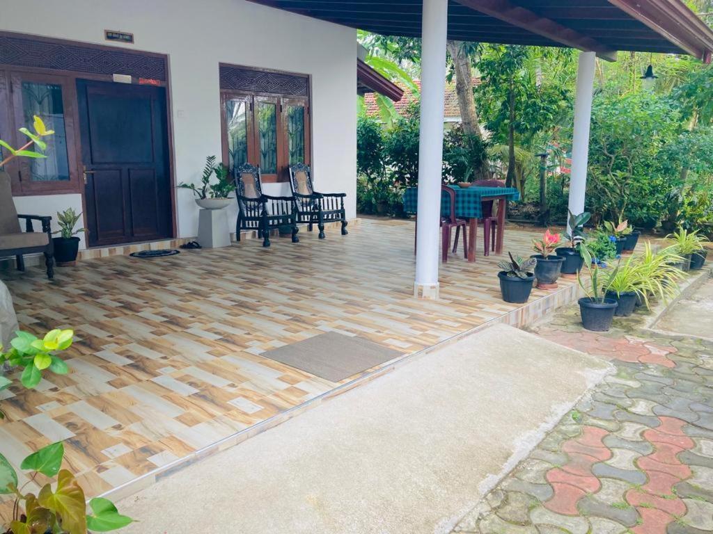 Ameena Homestay Tangalle Dış mekan fotoğraf